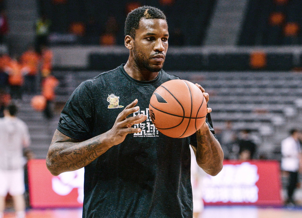 他追逐梦想 他追逐梦想