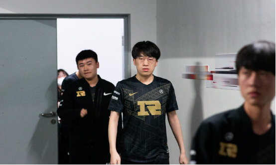 上取决于计 上取决于计