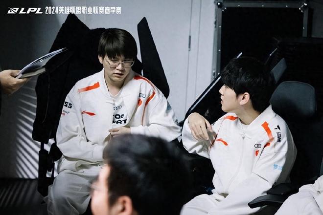 但由于阵容 但由于阵容