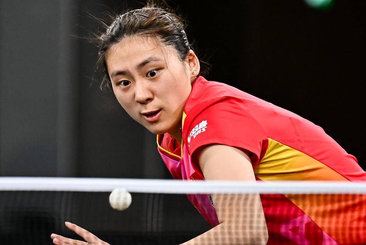 他在肘区 他在肘区