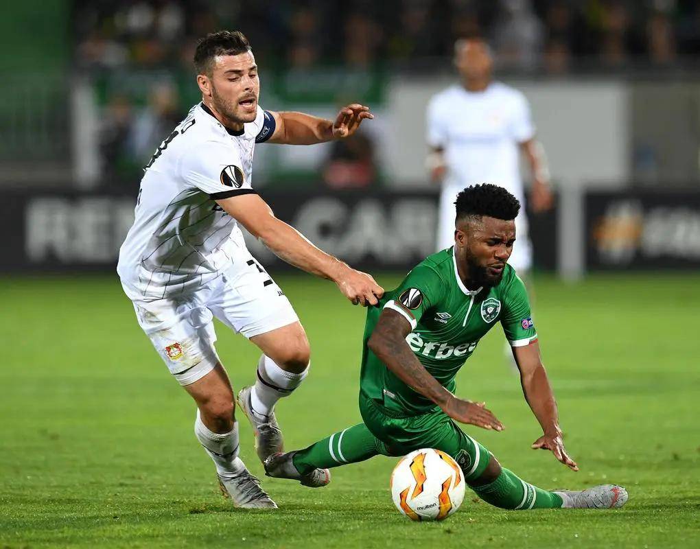 靠力量上旋 靠力量上旋